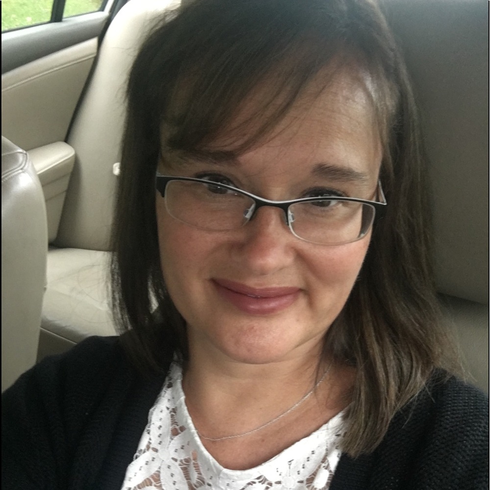 Meet your Posher, Leslie